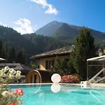 Relais Des Glaciers - Adults Only Hotel