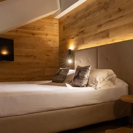 Relais Des Glaciers - Adults Only מלון 4*